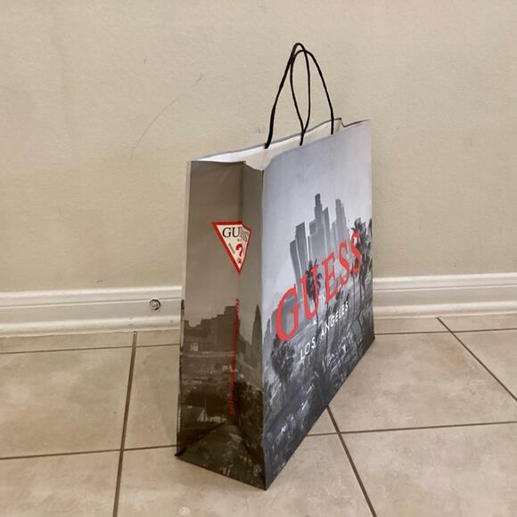 Guess Paper Shopping Bag - Picture 2 of 2